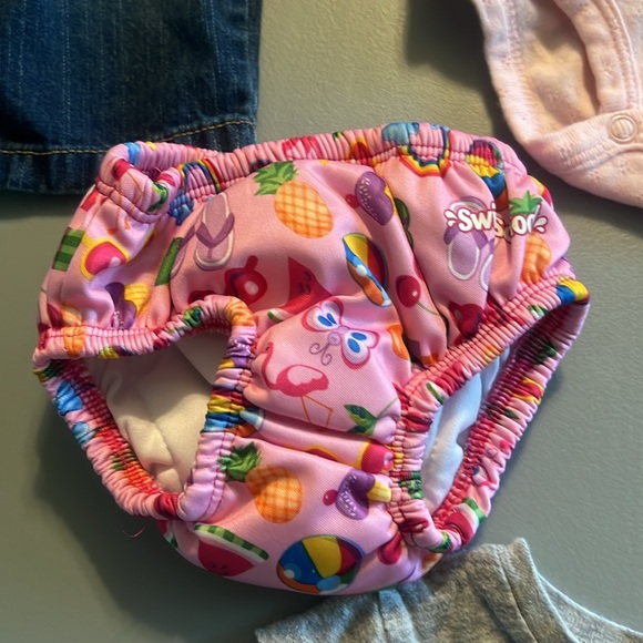 Baby Girl Bundle Size 6-9 Months - Picture 9 of 13